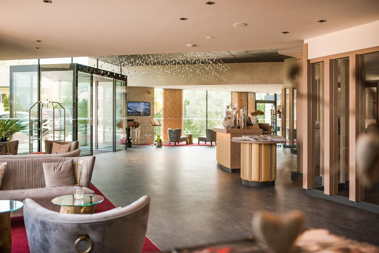 Weinegg Wellviva Resort อัปเปียโน ซุลลา สตราดา เดล วีโน ภายนอก รูปภาพ