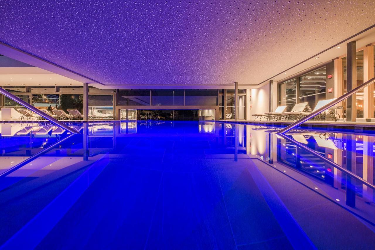 Weinegg Wellviva Resort อัปเปียโน ซุลลา สตราดา เดล วีโน ภายนอก รูปภาพ